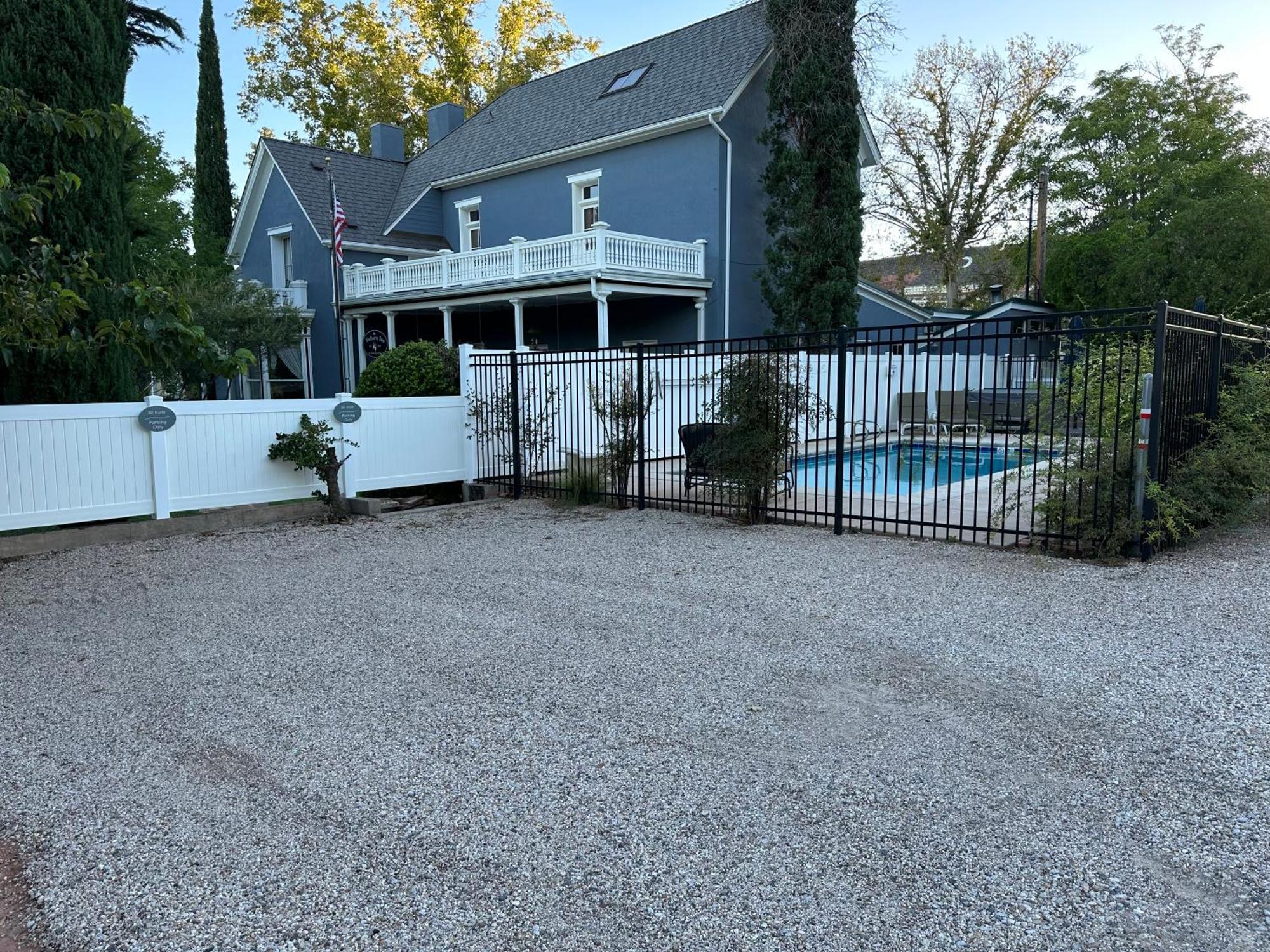 The Cottage At 241 North St. George Exterior foto